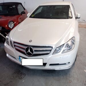 Mercedes E coupé